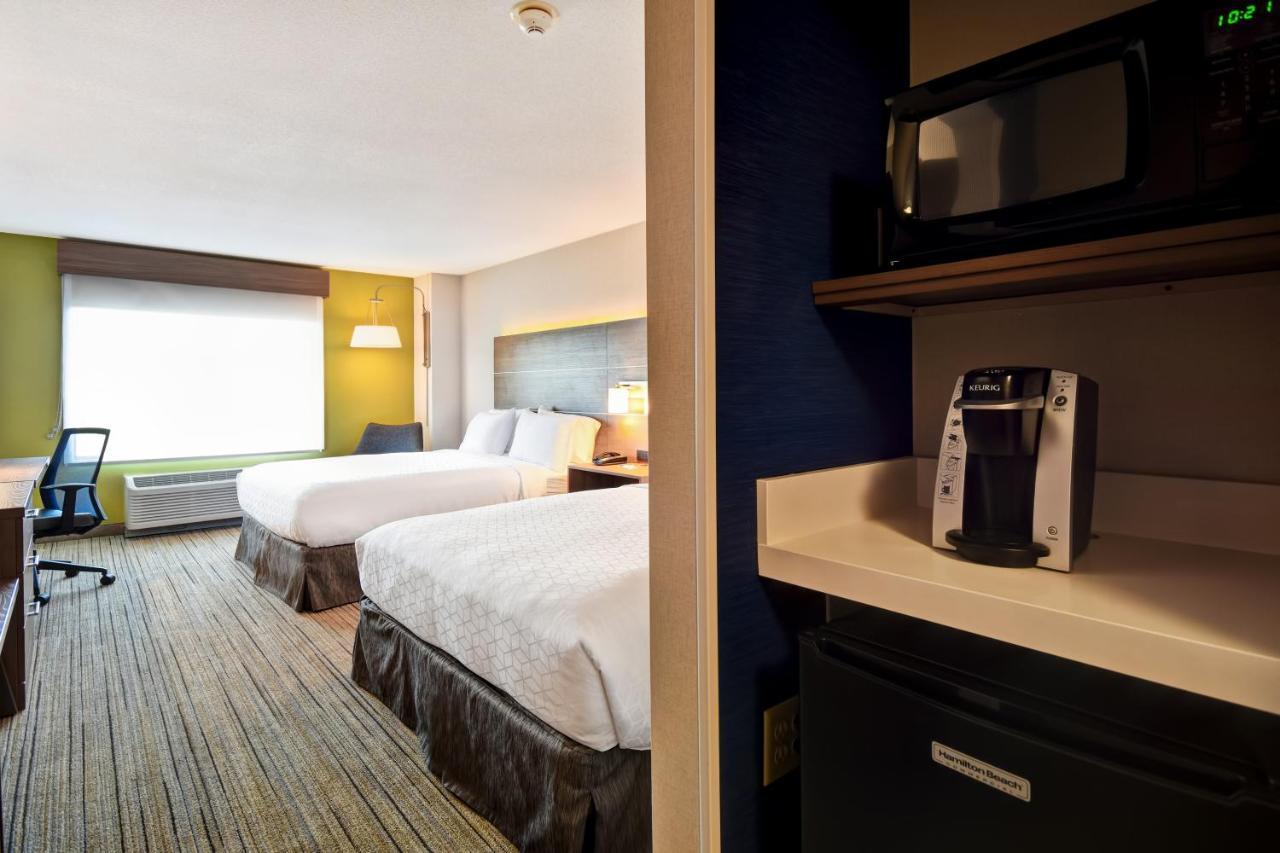 Holiday Inn Express Newport North - Middletown By Ihg Exterior photo